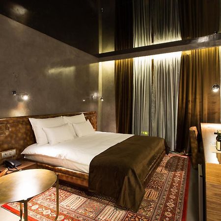 Hotel Hemera Podgorica Quarto foto A room at the Mandarin Oriental, Munich