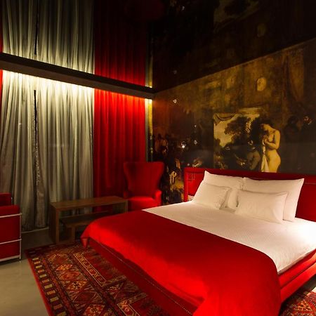Hotel Hemera Podgorica Quarto foto A room at the Hotel du Vin